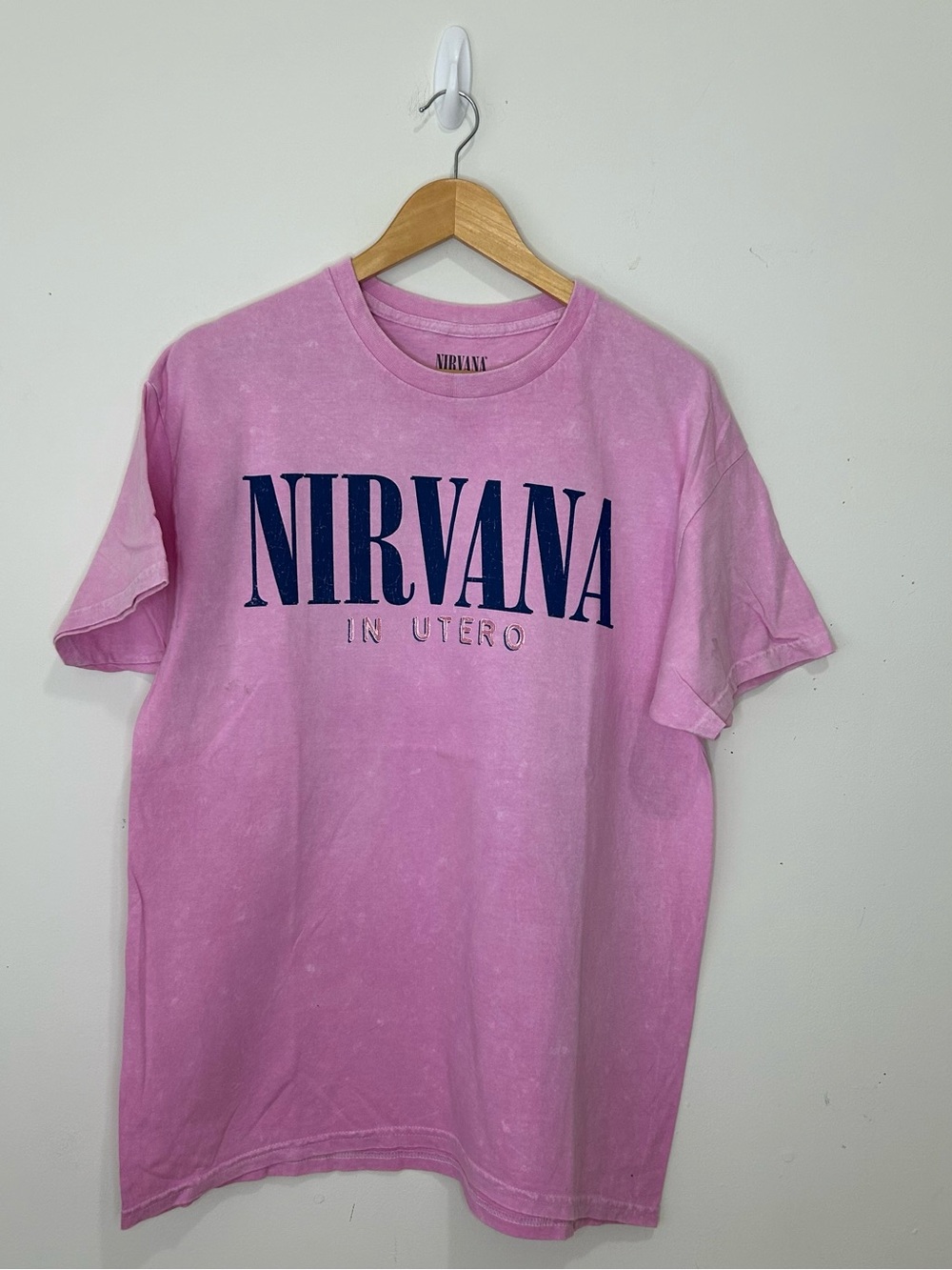 Nirvana Utero Graphic T Shirt Large Men’s Pink Short Sleeves Crewneck Tee